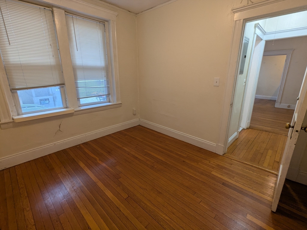 33 Walbridge St, Allston