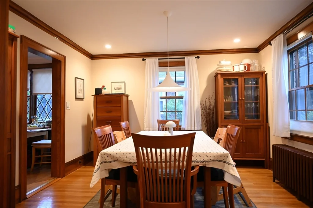 23 Richardson Rd, Belmont