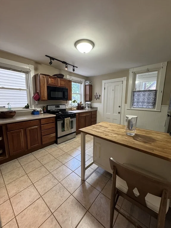 5 Spring Park Ave, Jamaica Plain