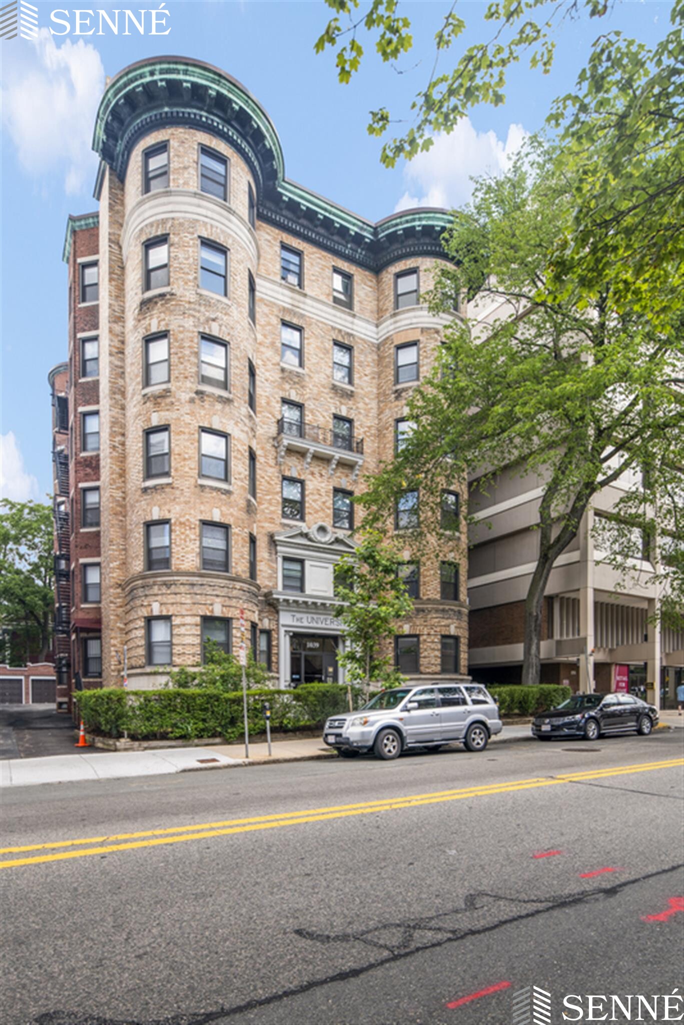 1039 Massachusetts Ave, Harvard Square