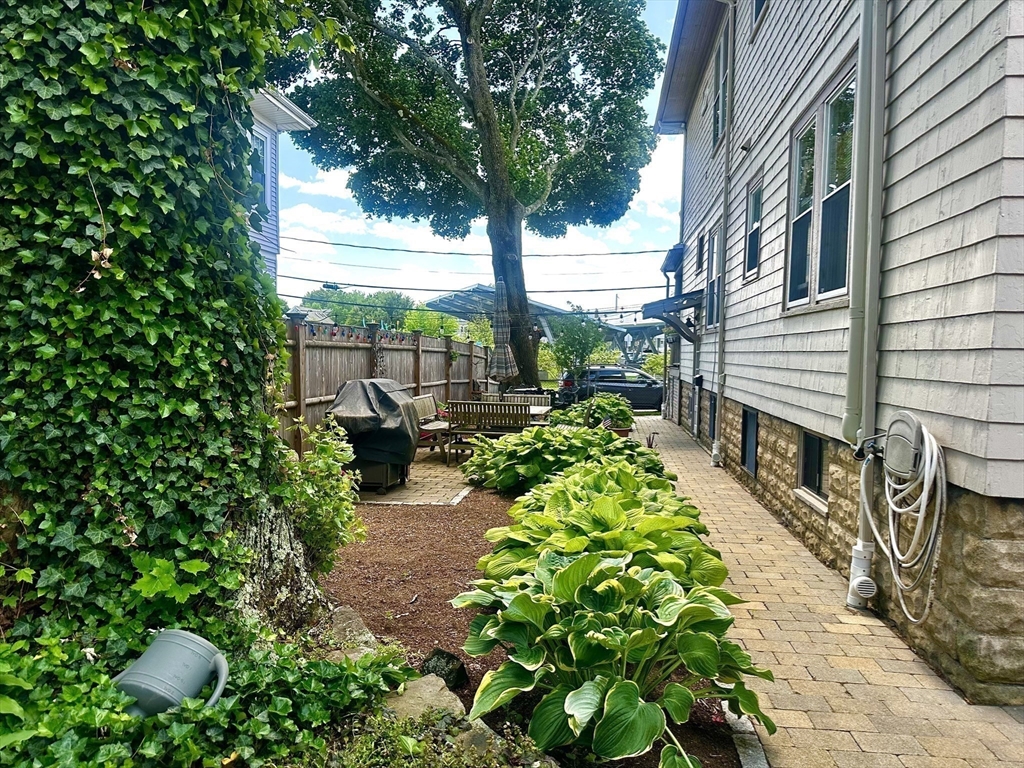 48 Hancock, East Watertown