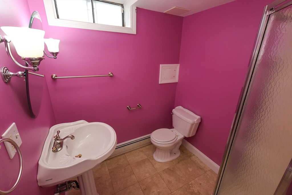 8 Mount Calvary Rd, Roslindale