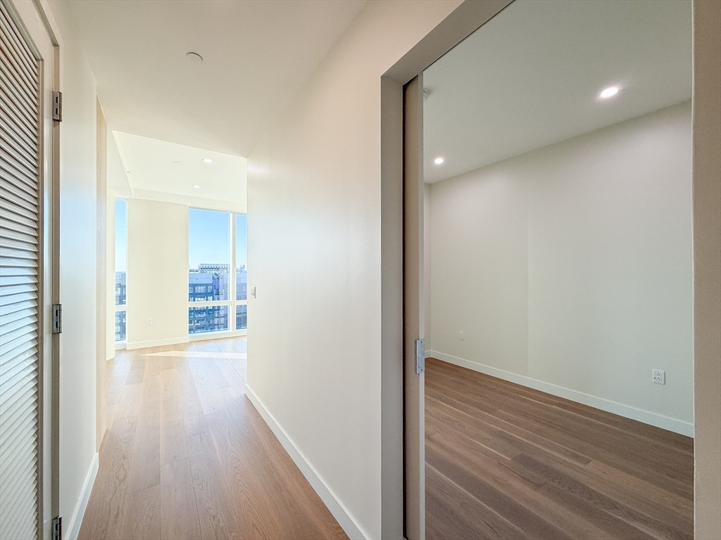 188 Brookline Ave, Fenway