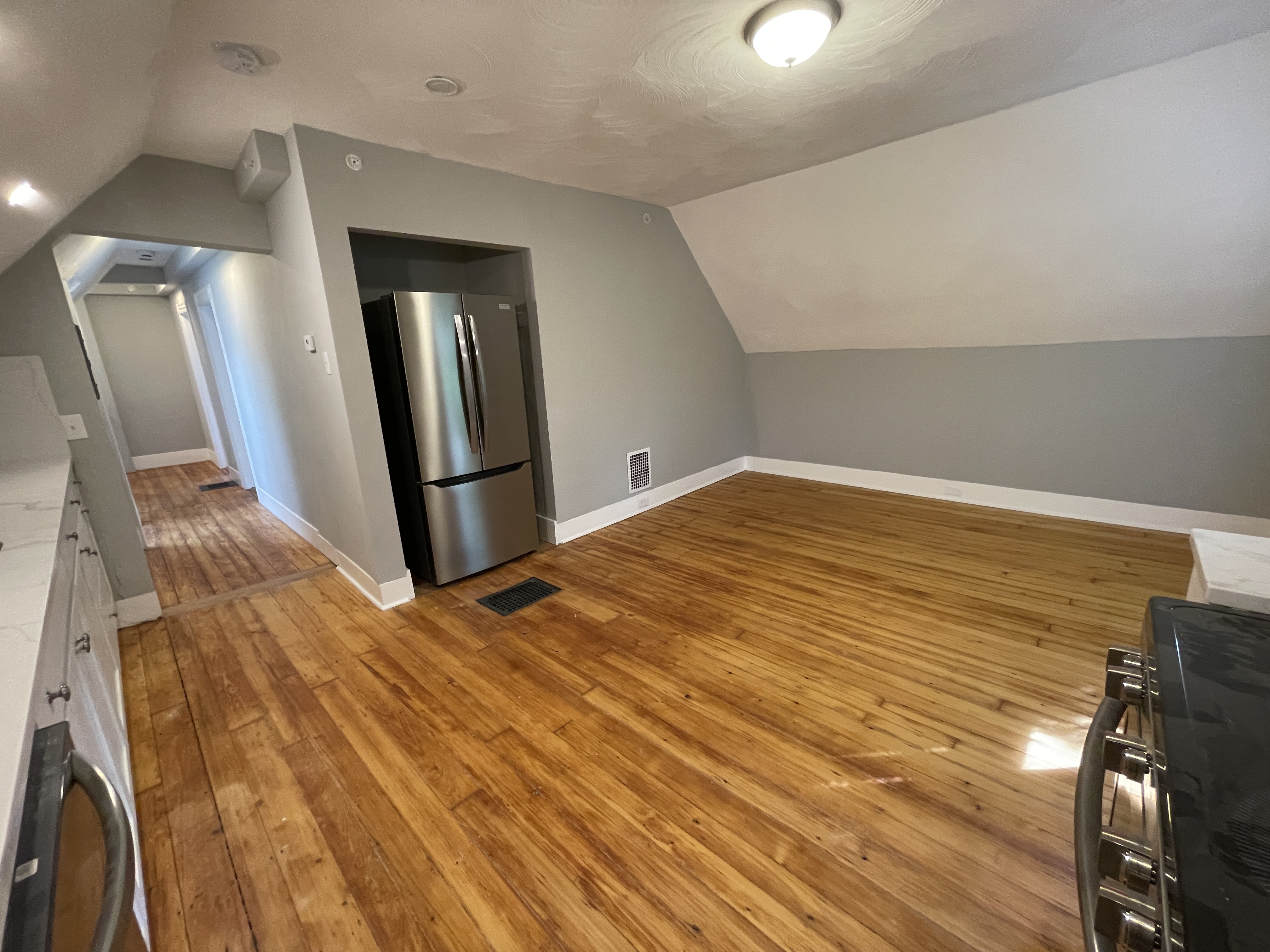 35 Cameron Ave, Teele Square