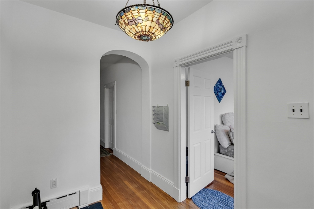 98 Cypress St, Emerson Gardens