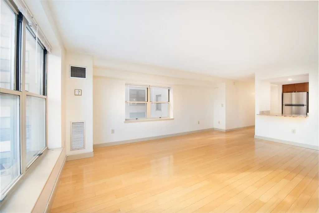 108 Peterborough St, Fenway