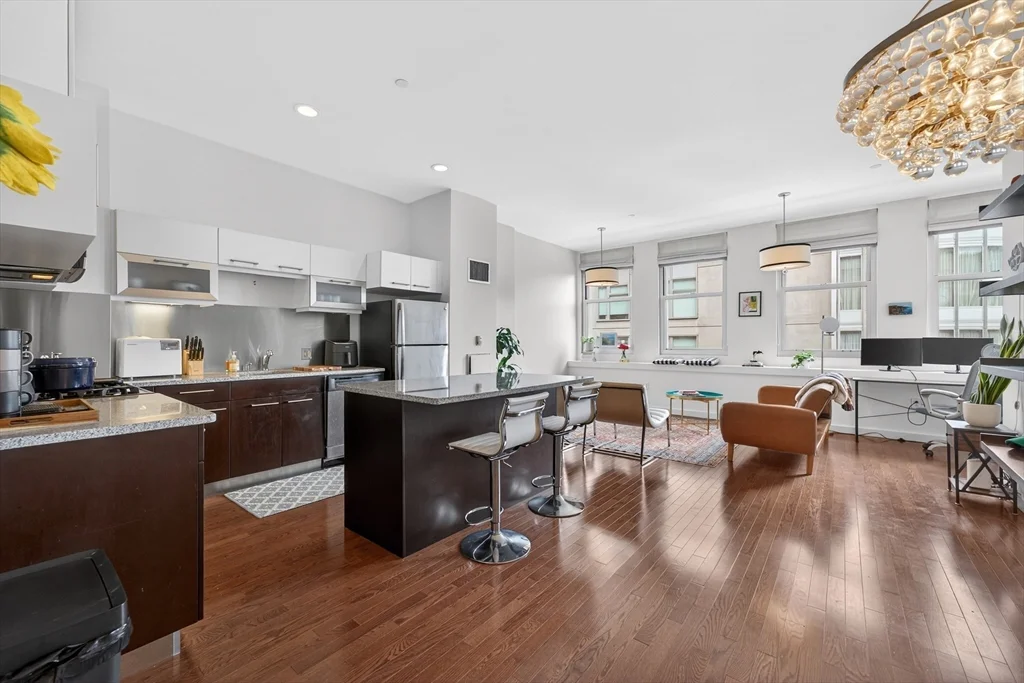 88 Kingston St, Midtown