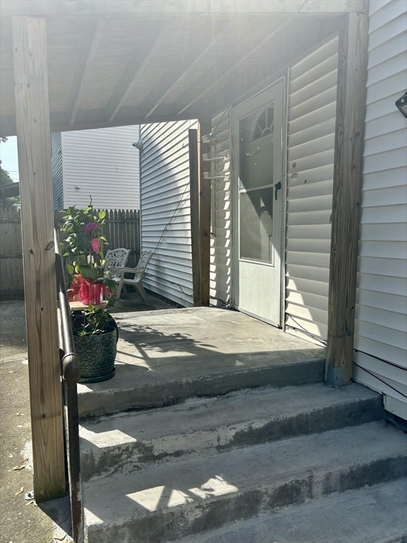 35 Stoneland Rd, Worcester