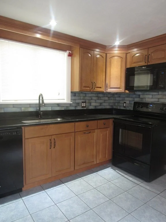 109 Walnut St, Malden