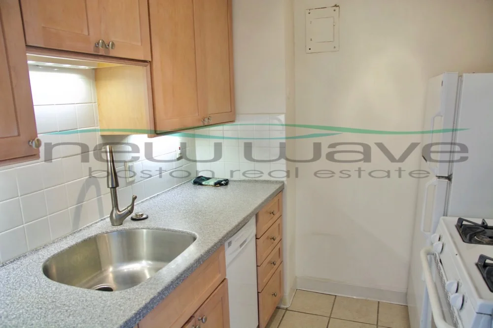 151 Tremont St, Back Bay