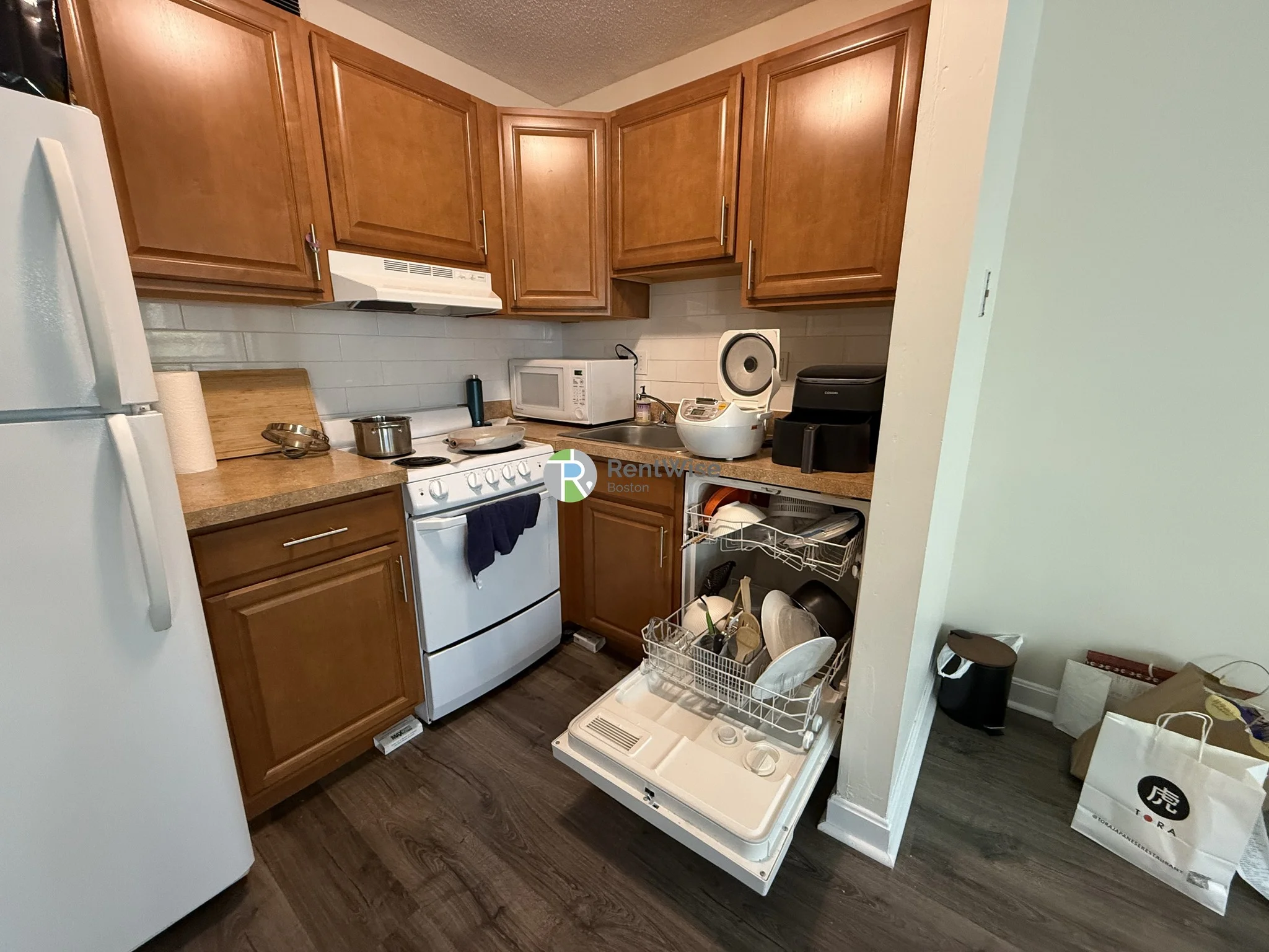 1089 Boylston St, Fenway