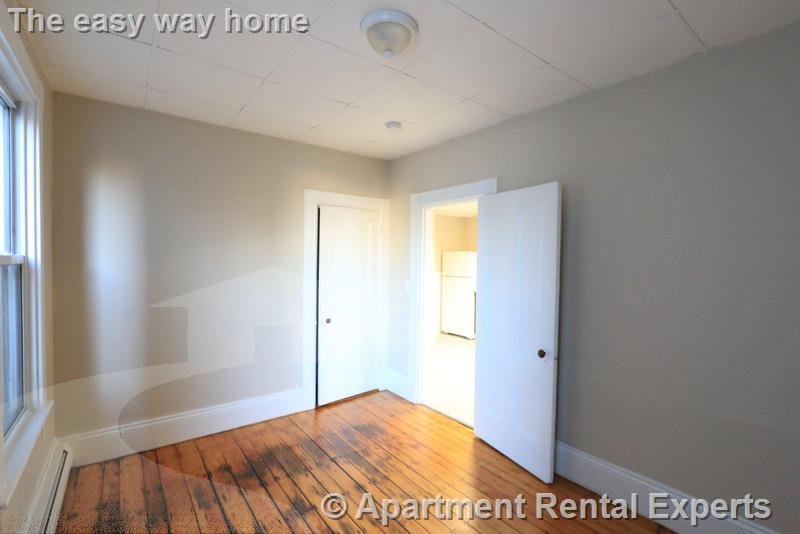 793 Cambridge St, East Cambridge