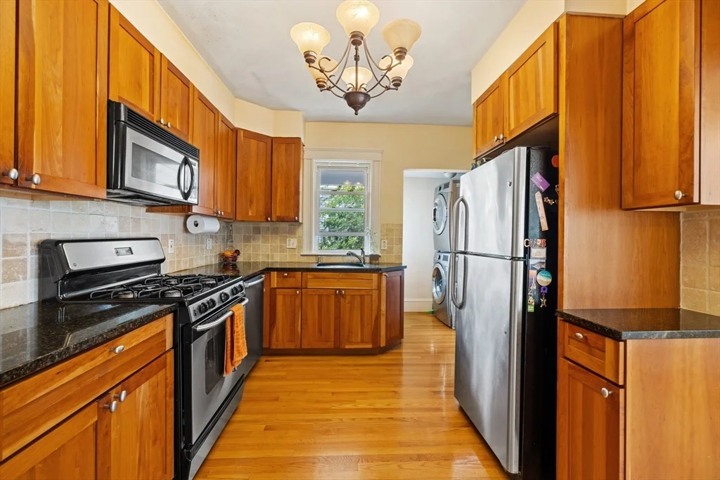 29 Worcester St, Belmont