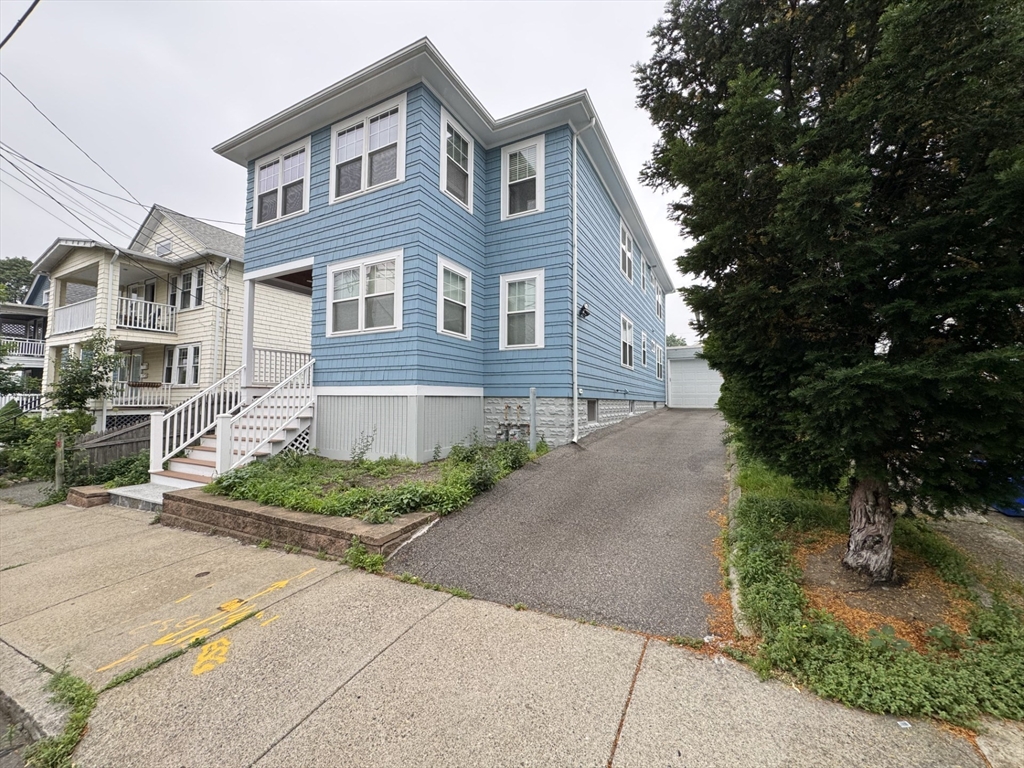 63 Fairfax St, West Somerville