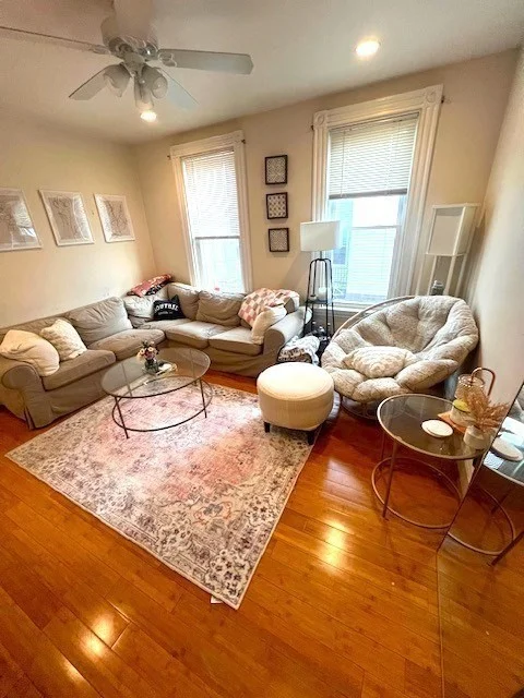 2 Paige, South Boston