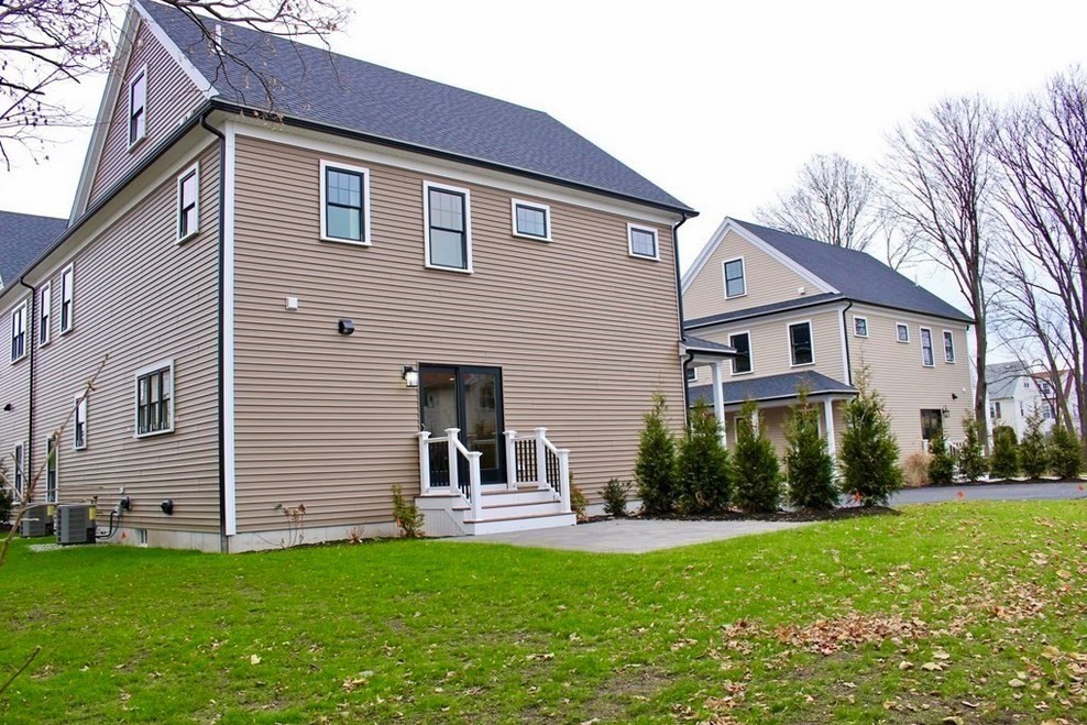 39 Winter St, Arlington