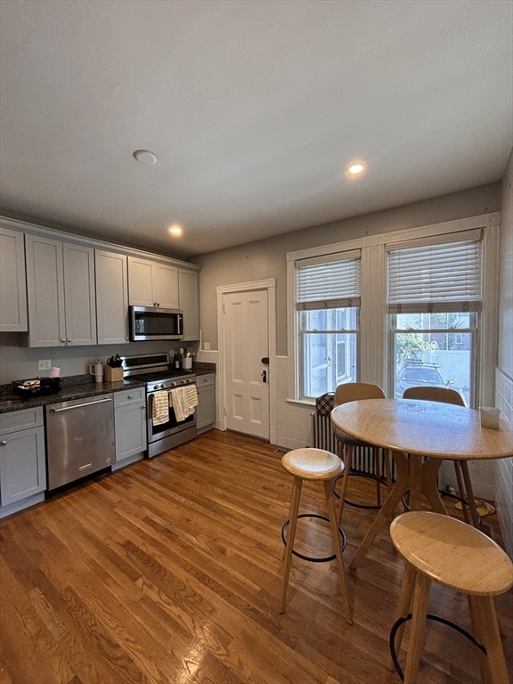 777 E 4th, South Boston