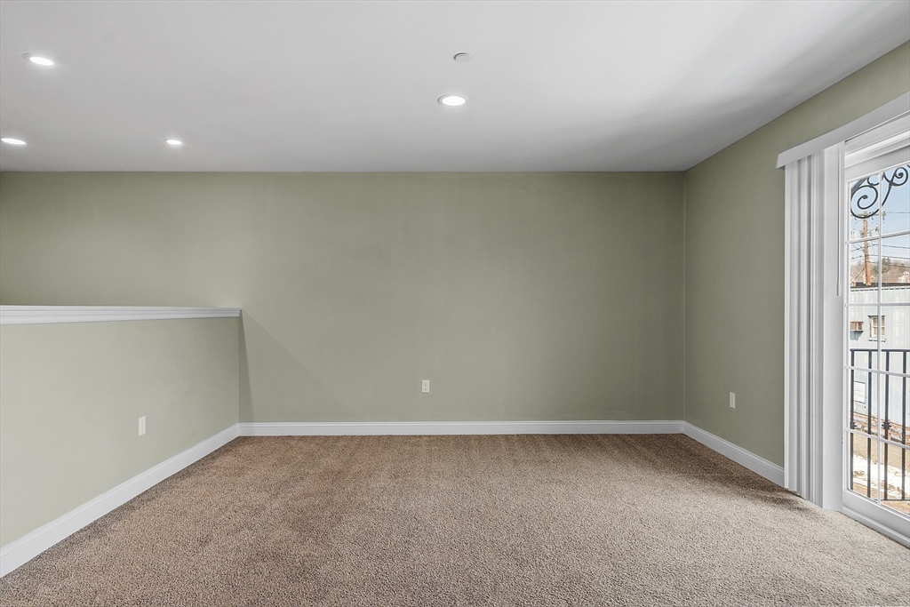 2 South Grove St, Bradford