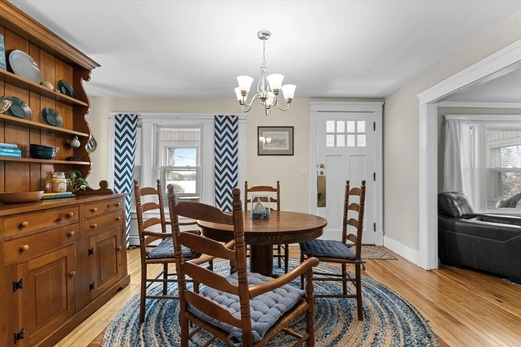 6 Davis Way, Worcester