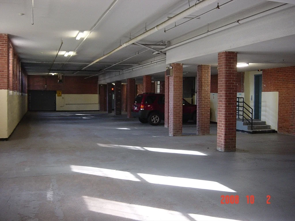130 Beach St, Quincy