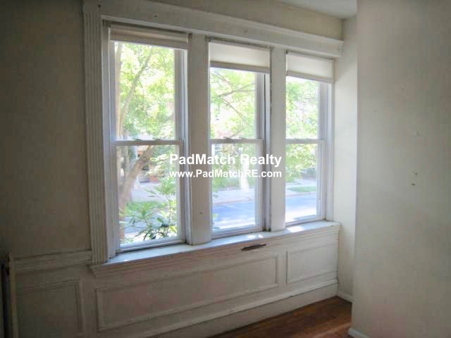 322 Saint Paul St, North Brookline