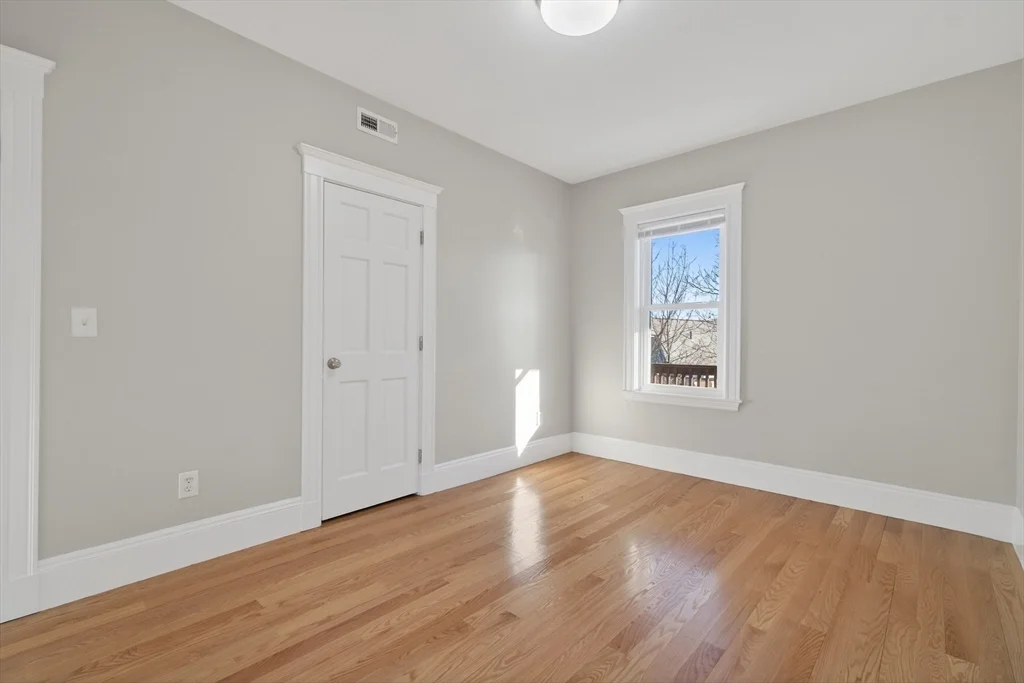 17 Chelmsford St, Dorchester