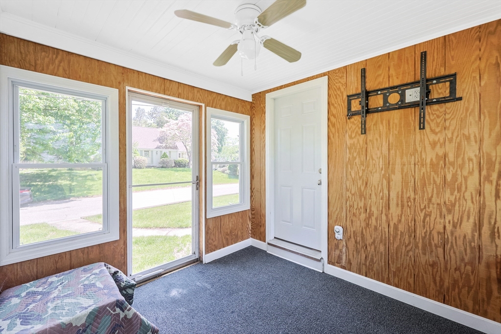 60 Verndale Ave, Attleboro