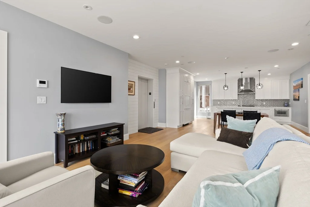 520 Dorchester Ave, South Boston