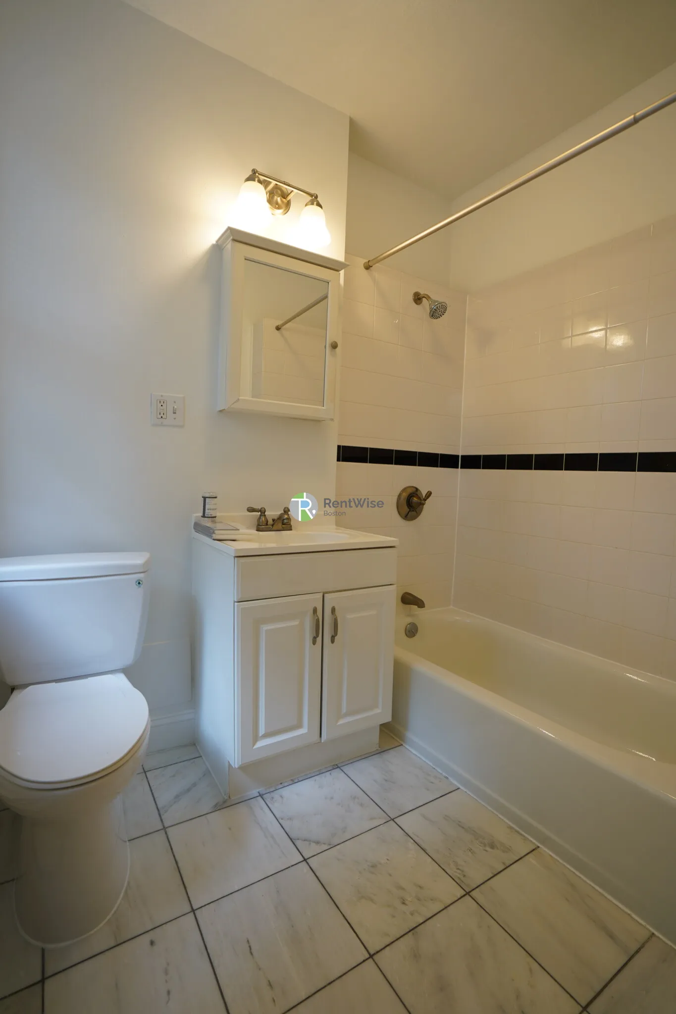 74 Brainerd Rd, Allston