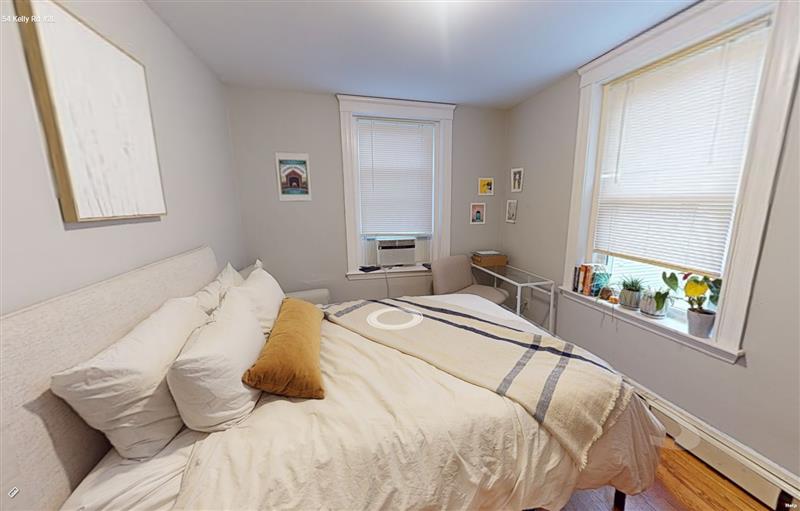 54 Kelly Rd, Cambridgeport