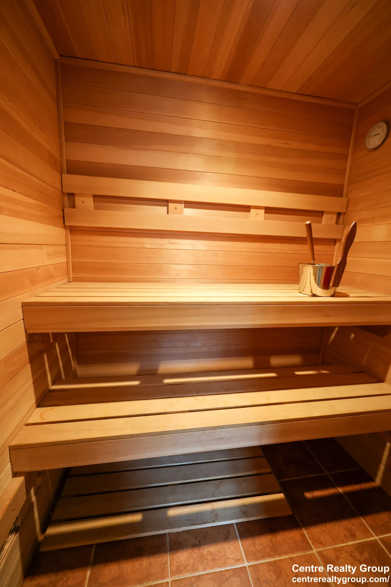 127 Nonantum St, Oak Square