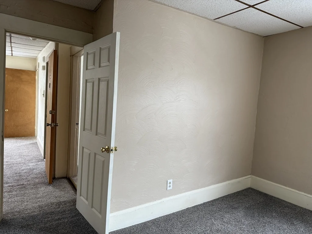 125 High St, North Attleboro