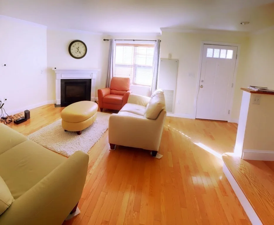 2 Saint Paul, Longwood