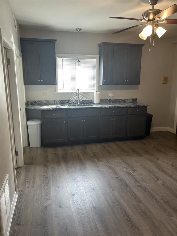 913 Bedford St, Fall River