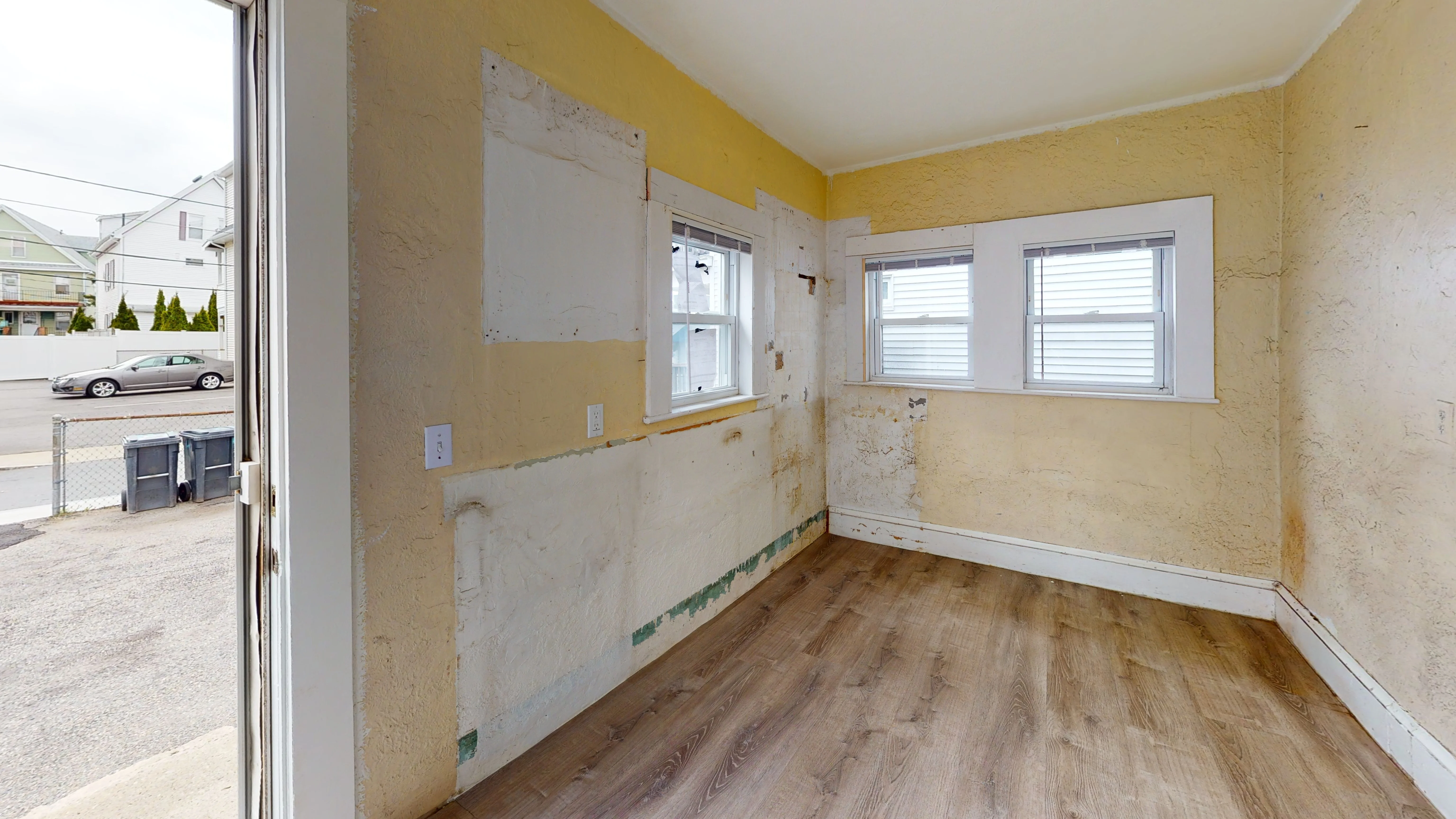 14 Kelley Ct, Allston