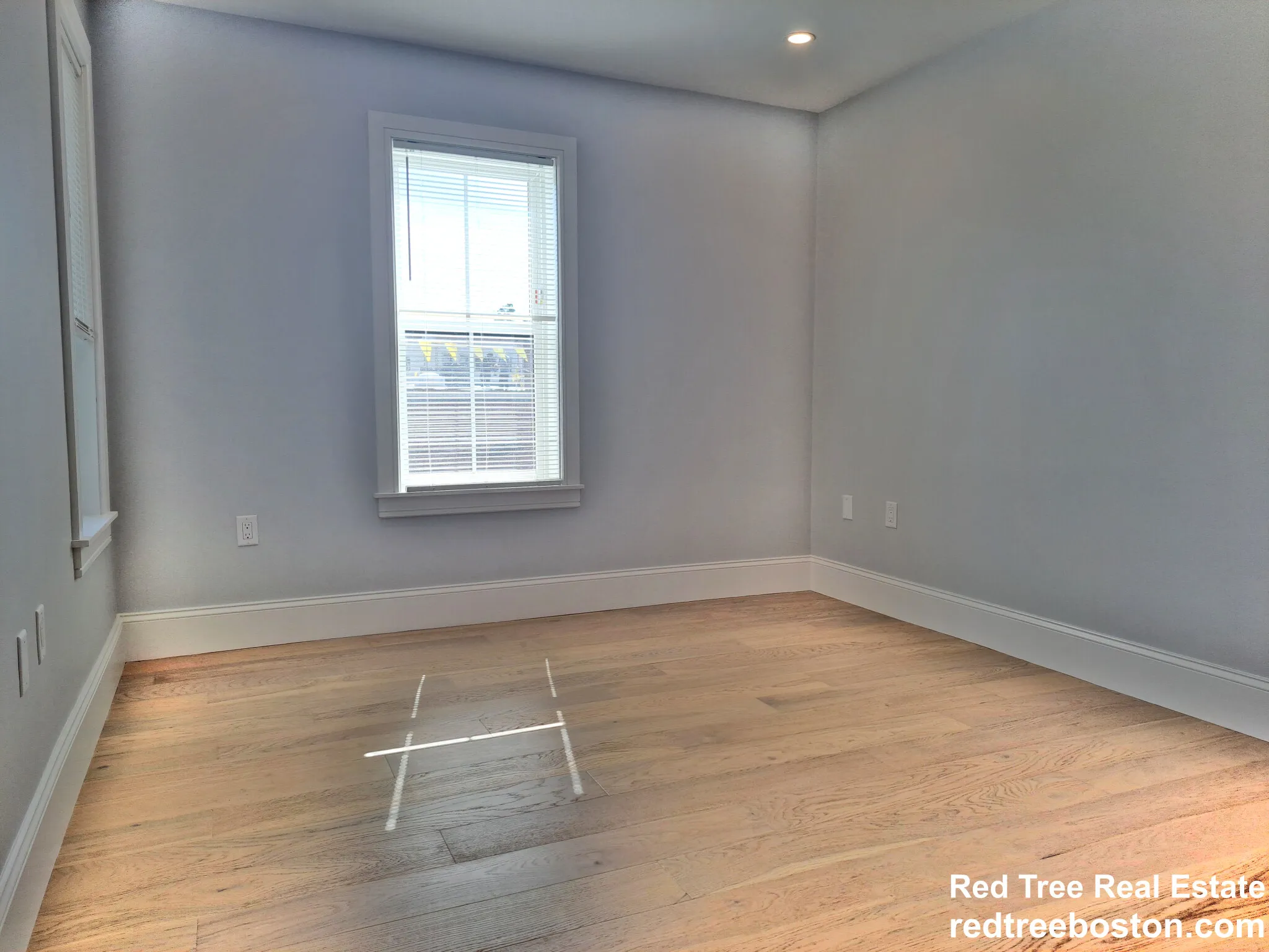 425 Market St, Oak Square