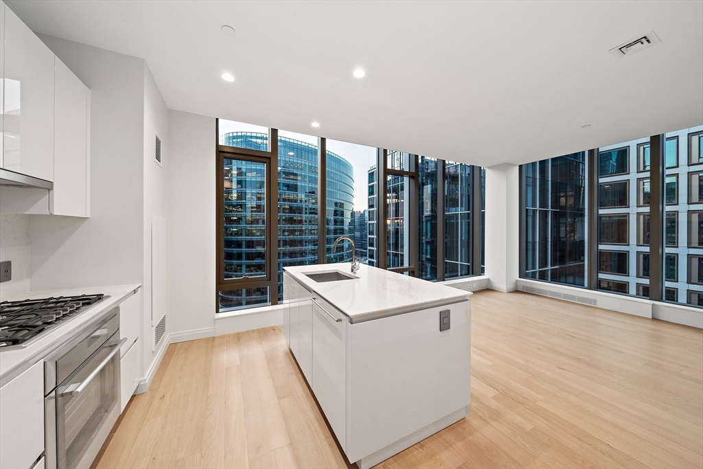 135 Seaport Blvd, Seaport District