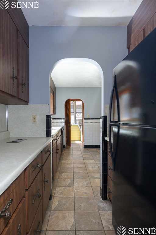 88 Ten Hills Rd, Somerville