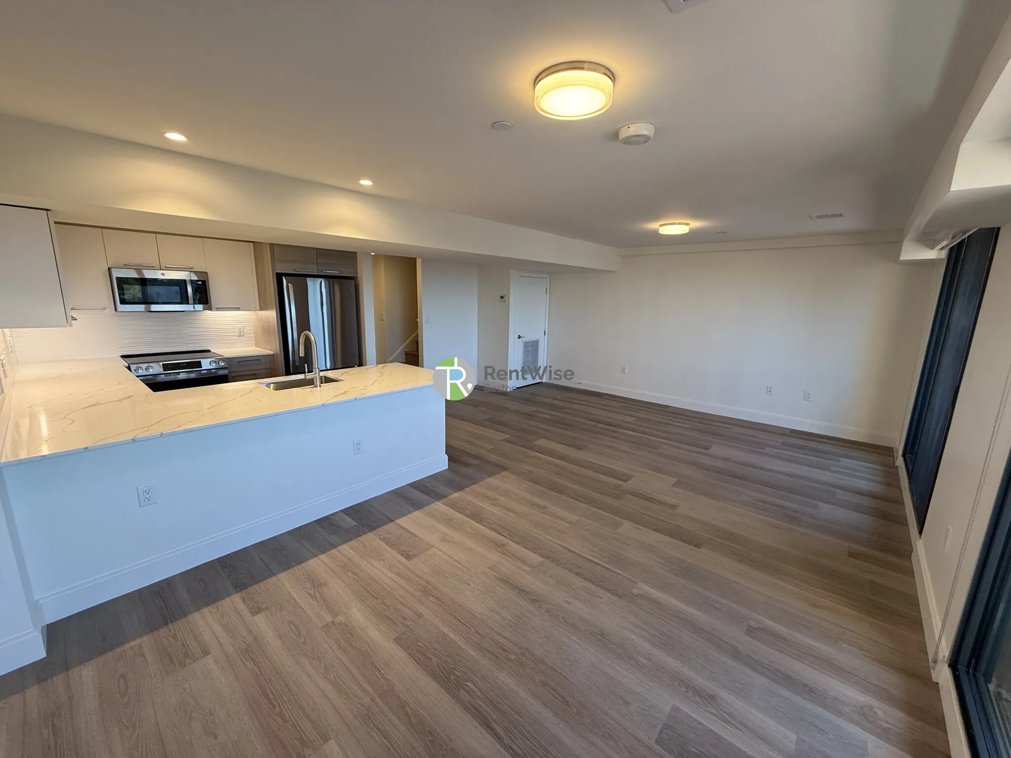 1079 Commonwealth Ave, Allston