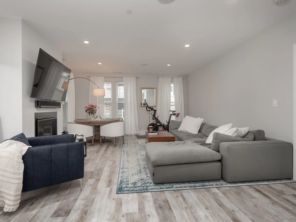 45 L St, South Boston