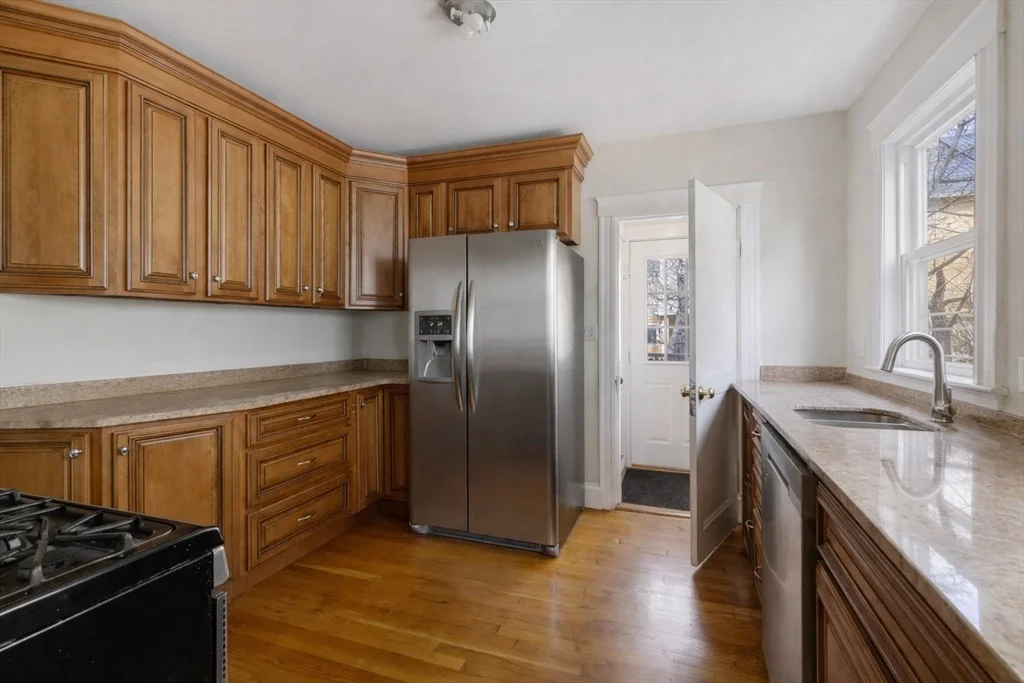 71 Chilton St, West Cambridge