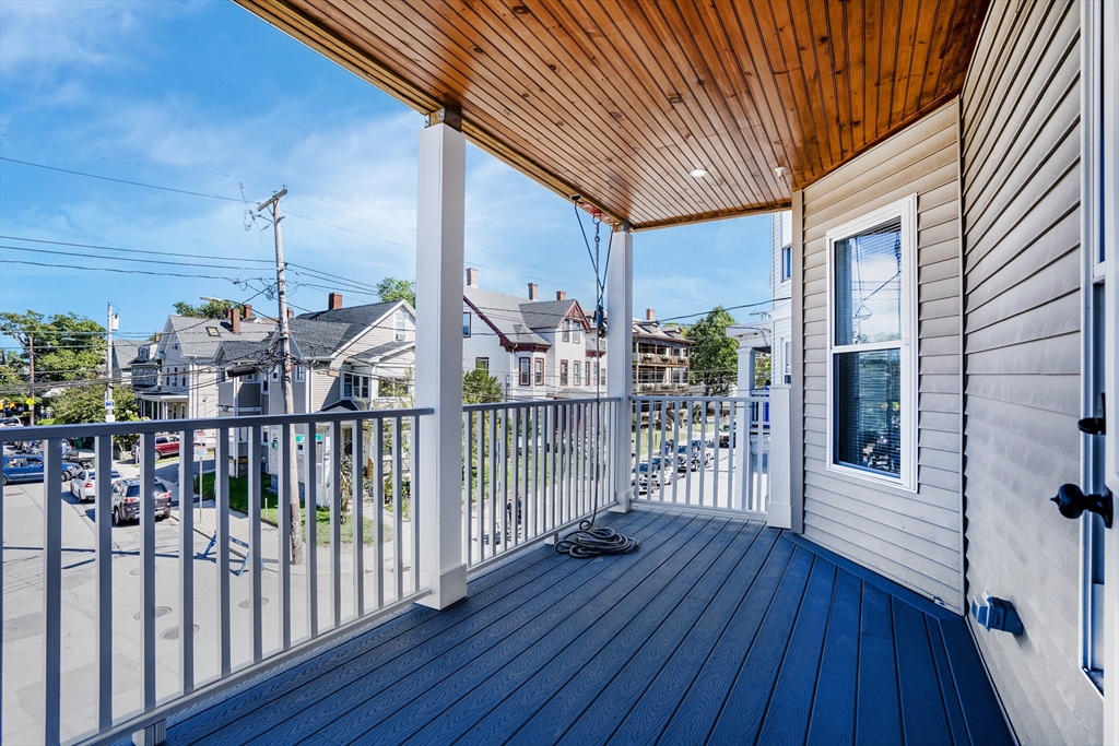 27 Linden St, Allston