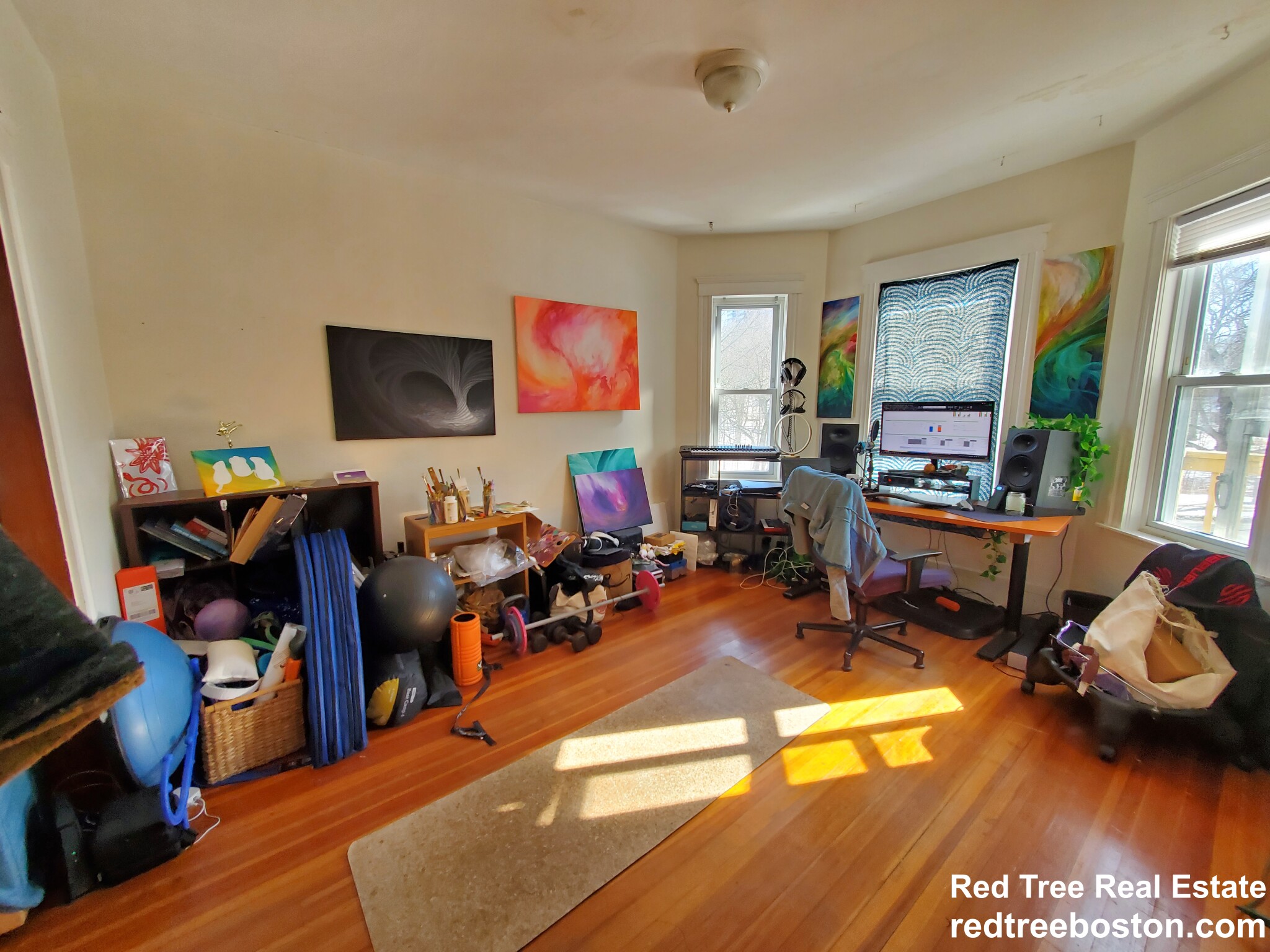 385 Pond Ave, Brookline