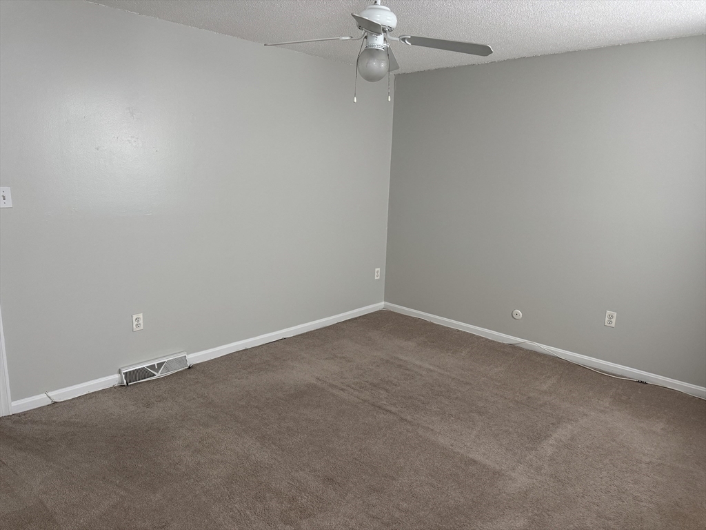 31 Constitution Way, Methuen