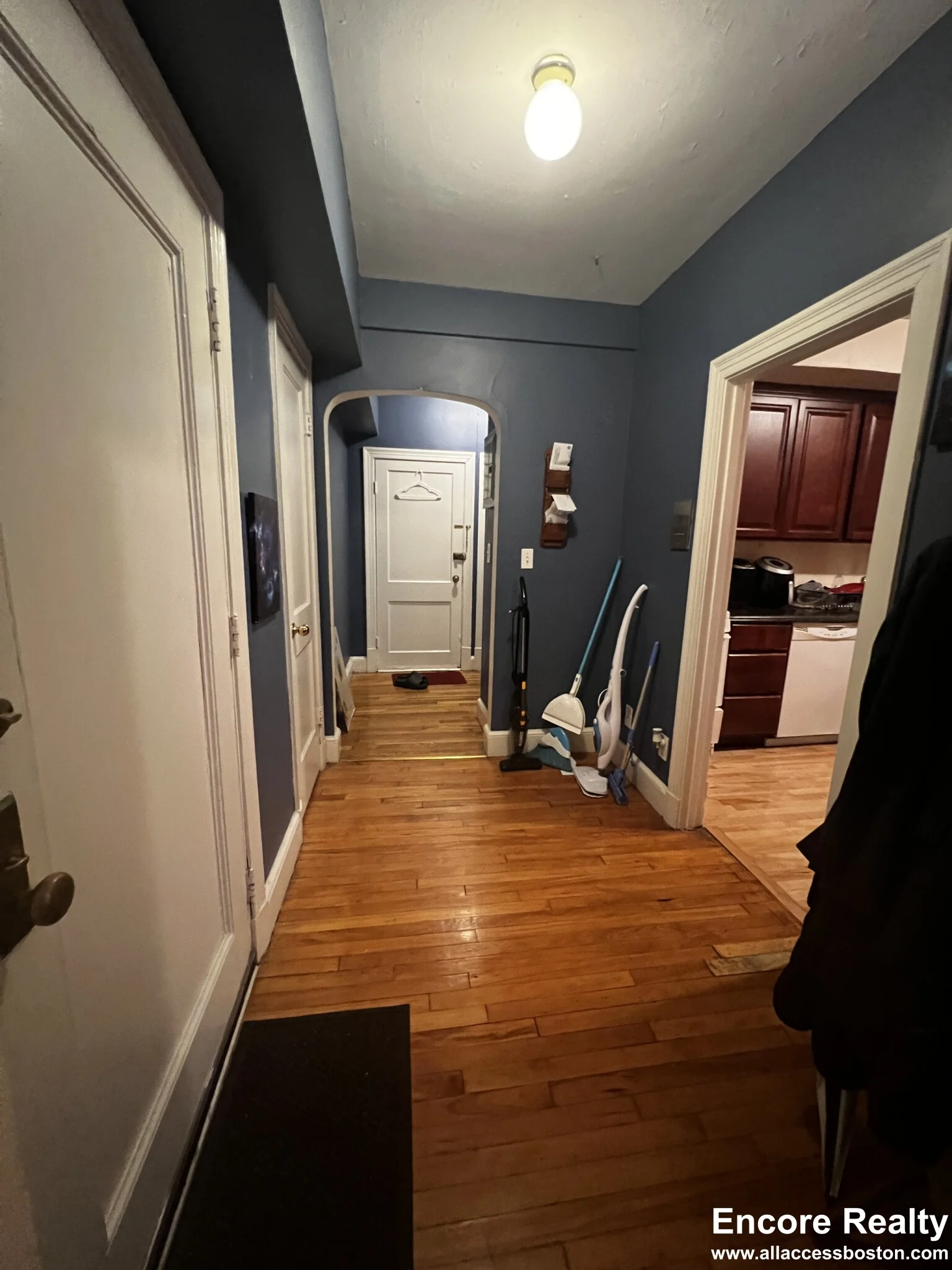 1555 Beacon St, Brookline