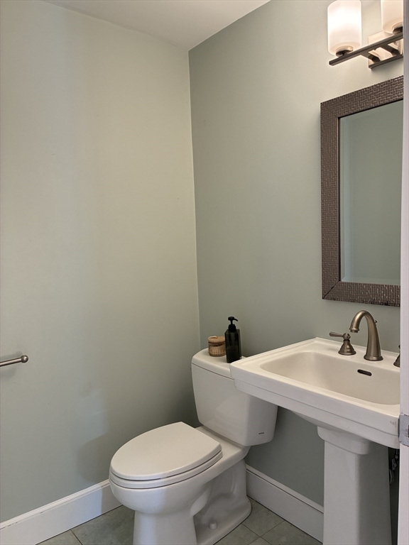 74 Munroe St, Belmont