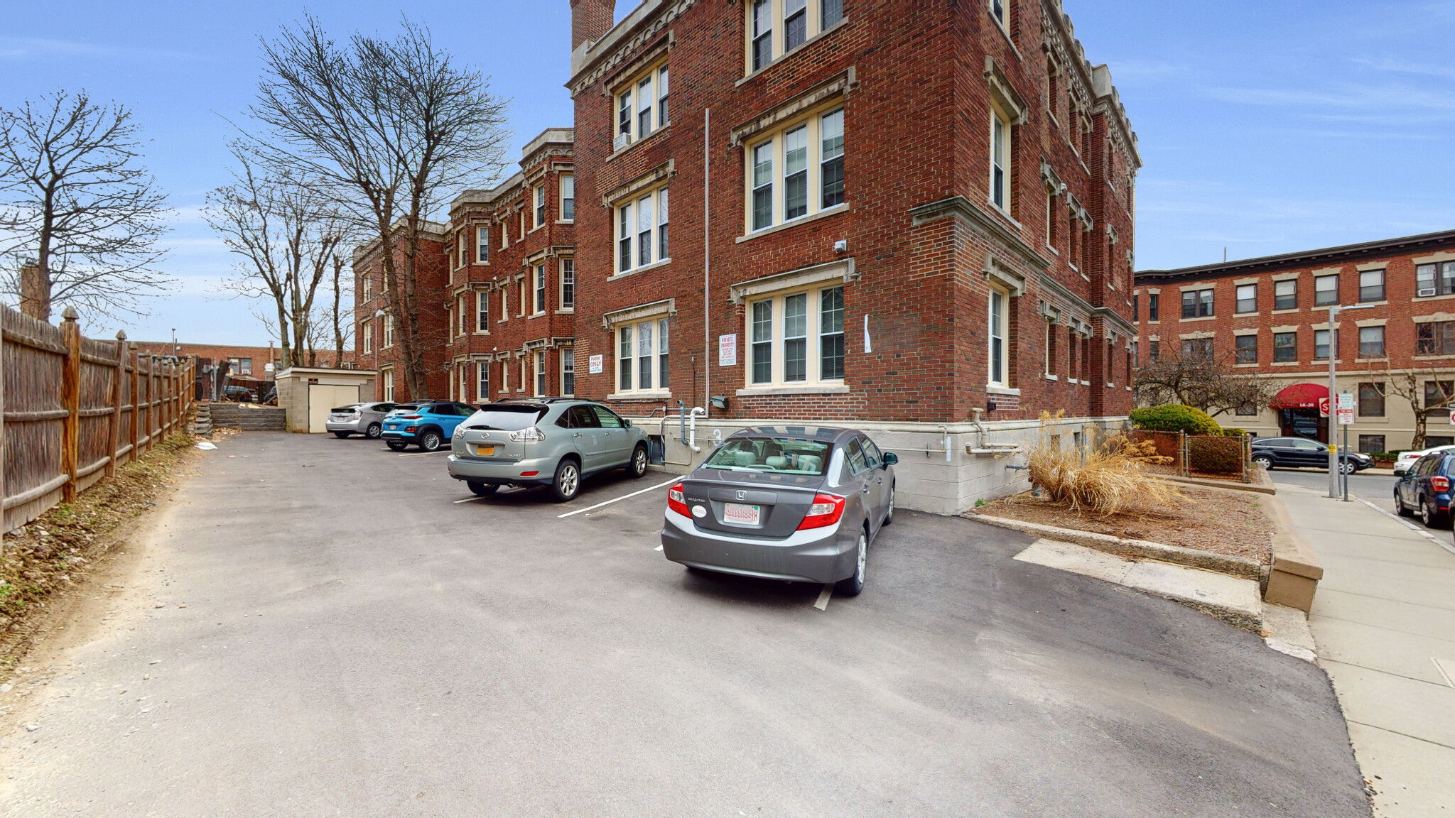 15 Glenville Ave, Allston