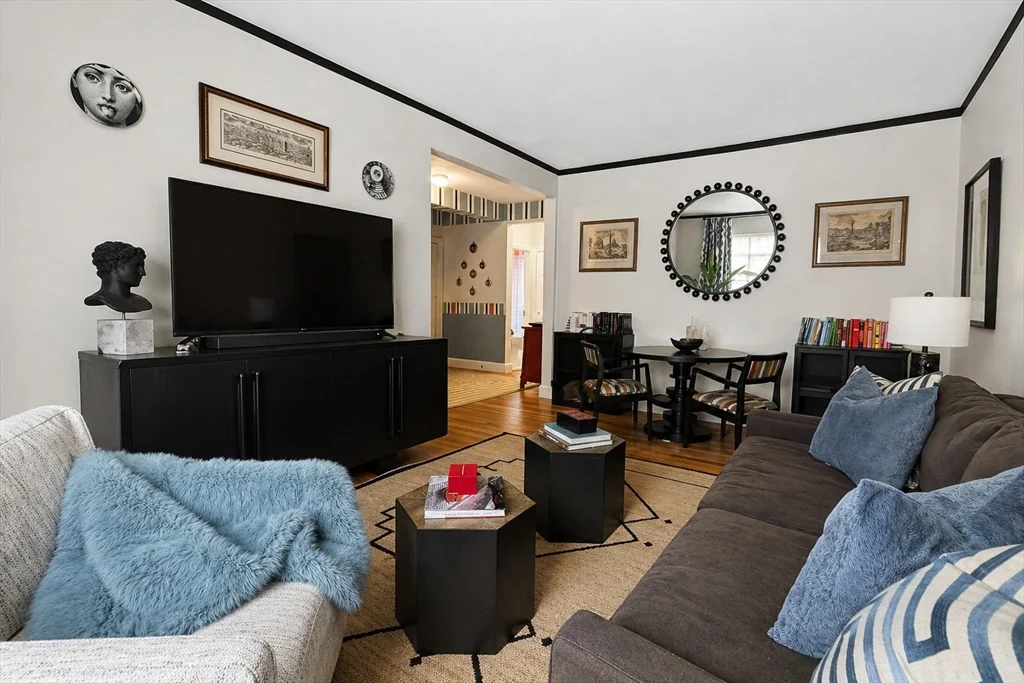 97 Strathmore Rd, Brighton