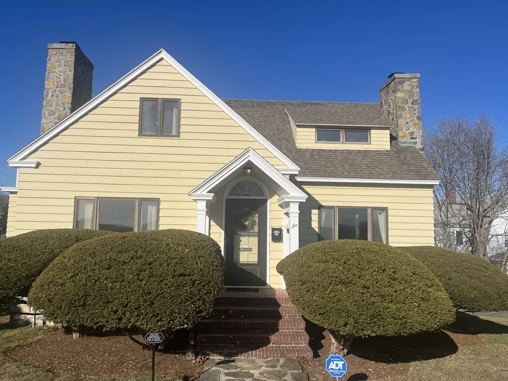 6 Bass Rocks Rd, Bass Rocks