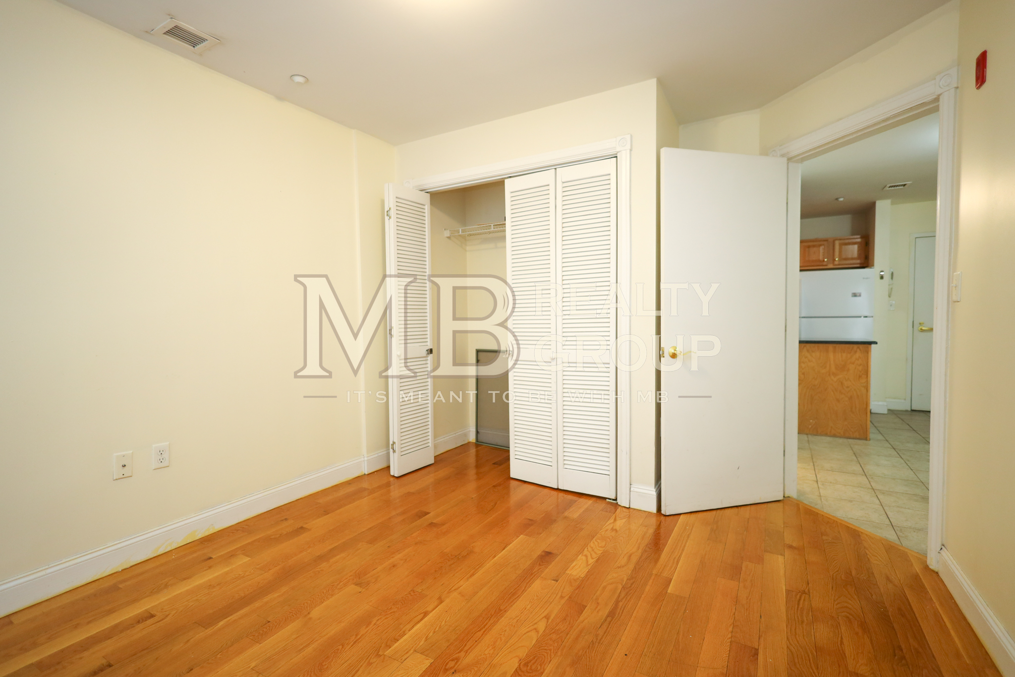 90 Westland Ave, Fenway